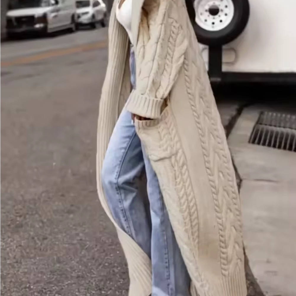 Long cardigan sweater - Picture 4 of 7